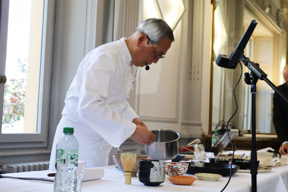 Conférence sur la culture culinaire japonaise avec M. DOÏ Yoshiharu